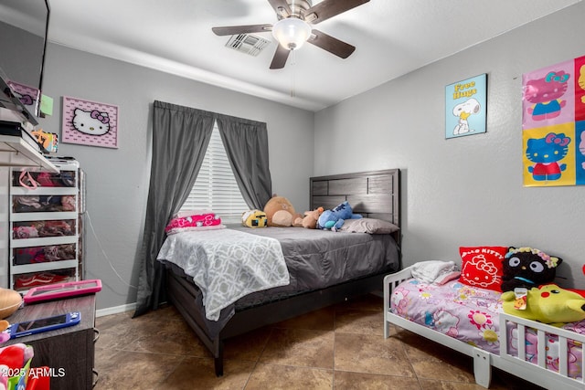 bedroom with ceiling fan