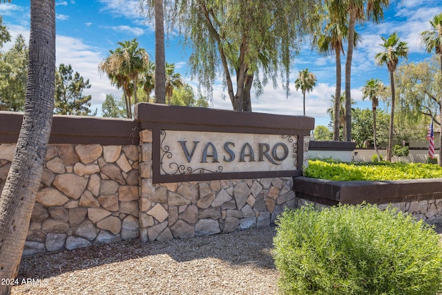 view of community / neighborhood sign