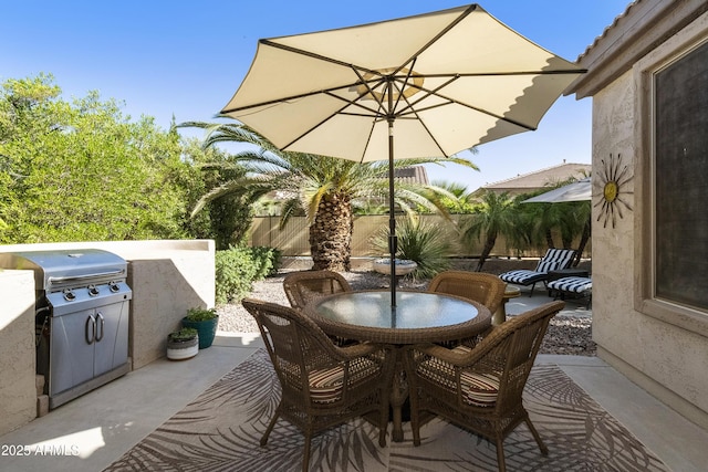 4524 E Narrowleaf Dr, Gilbert, AZ 85298 - view of patio featuring outdoor dining area