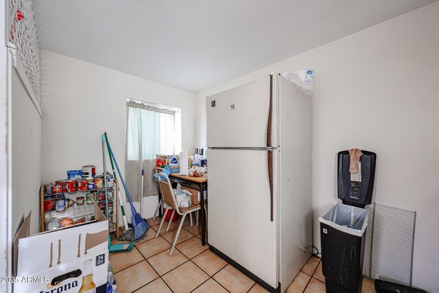 5239 W Maryland Ave, Glendale, AZ 85301 - laundry area with light tile patterned flooring