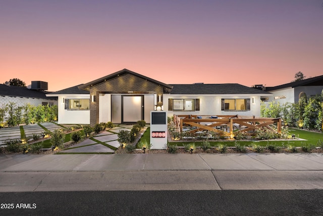 8708 E Rancho Vista Dr, Scottsdale, AZ 85251 - view of front of property featuring a fenced front yard and brick siding