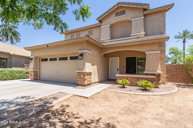 view of front property