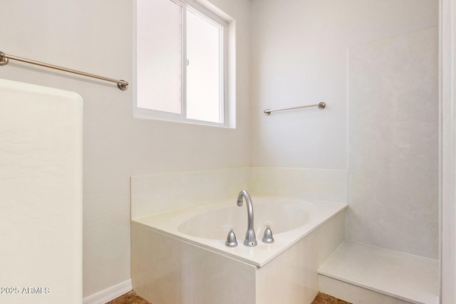 bathroom featuring a bathing tub