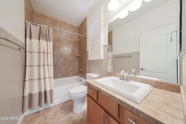 full bathroom featuring vanity, toilet, and shower / bath combo