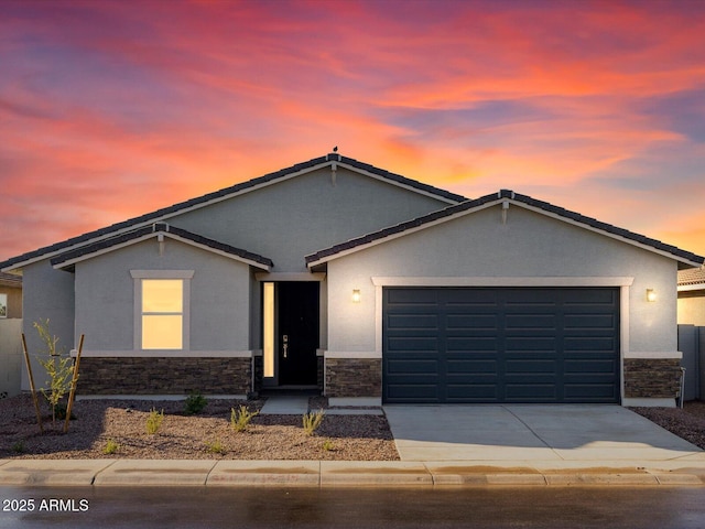 view of front of house featuring a garage