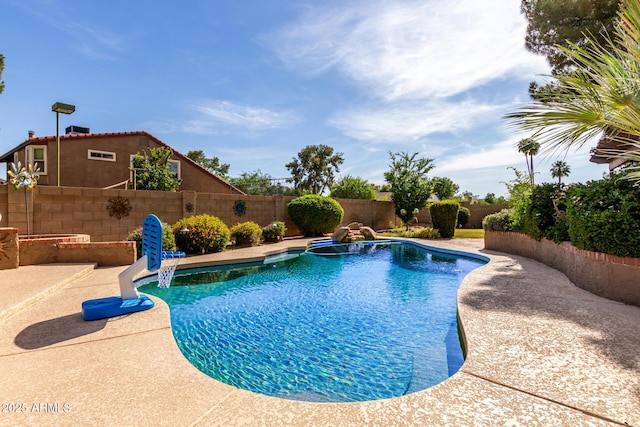 4601 E Sunnyside Ln, Phoenix, AZ 85032 - view of swimming pool with a fenced backyard and a patio area