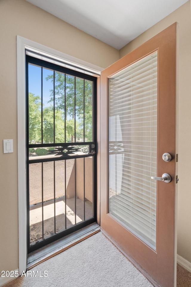 4202 N 21st St Unit 1, Phoenix, AZ 85016 - doorway with baseboards