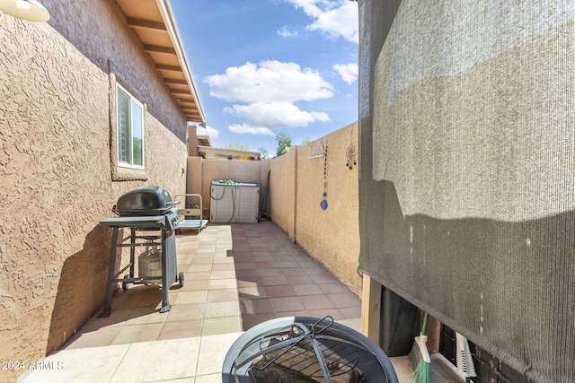 view of patio / terrace with grilling area