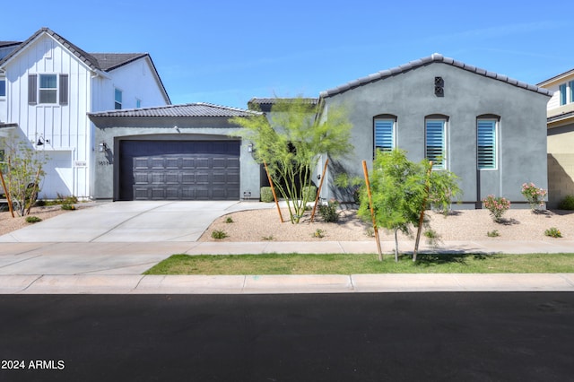 view of front facade with a garage