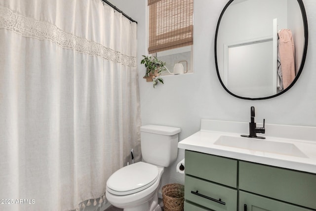 9418 W Minnezona Ave, Phoenix, AZ 85037 - full bathroom featuring toilet, vanity, and a shower with curtain