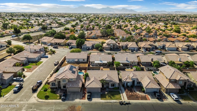 bird's eye view featuring a residential view and a mountain view