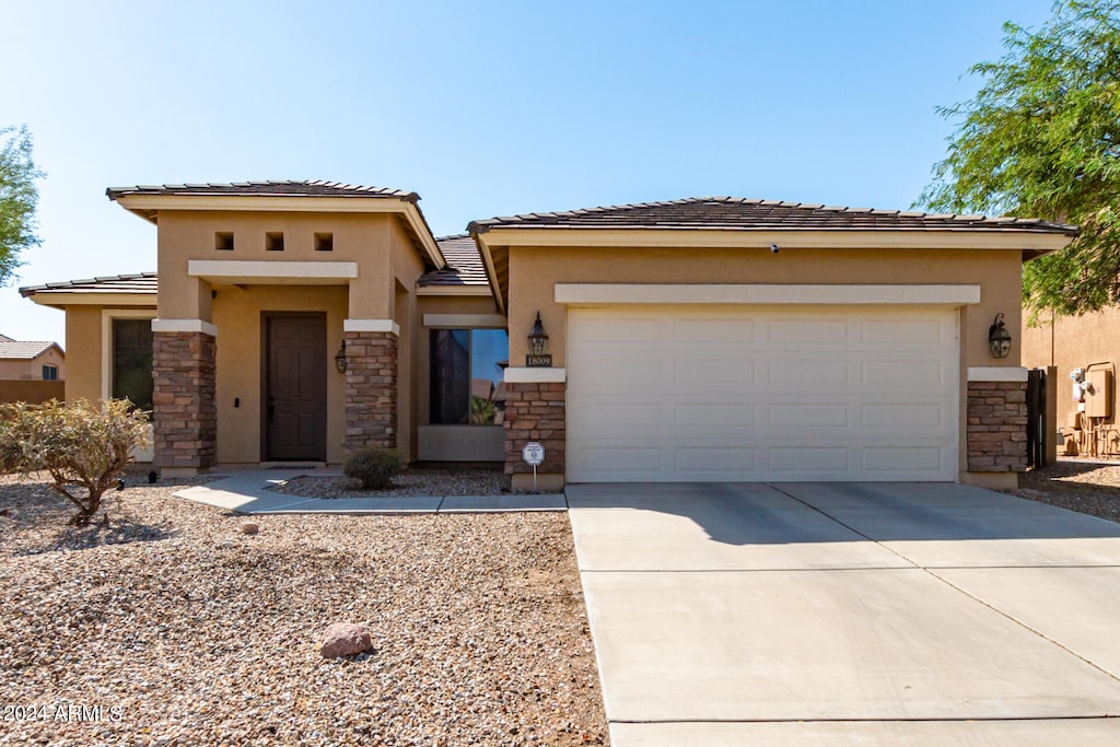 view of front of house with a garage