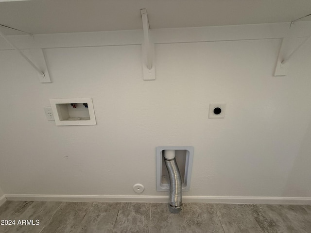 laundry area with electric dryer hookup, hookup for a gas dryer, and hookup for a washing machine