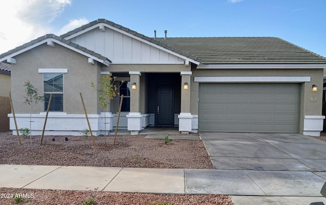 view of front of home featuring a garage