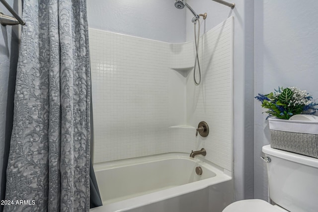 10637 W Eucalyptus Rd, Peoria, AZ 85383 - bathroom featuring shower / bathtub combination with curtain and toilet