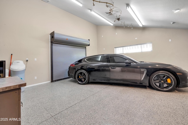 5621 N 13th St, Phoenix, AZ 85014 - view of garage