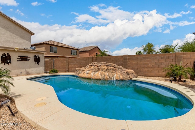 6637 W Watkins St, Phoenix, AZ 85043 - view of pool with a fenced backyard