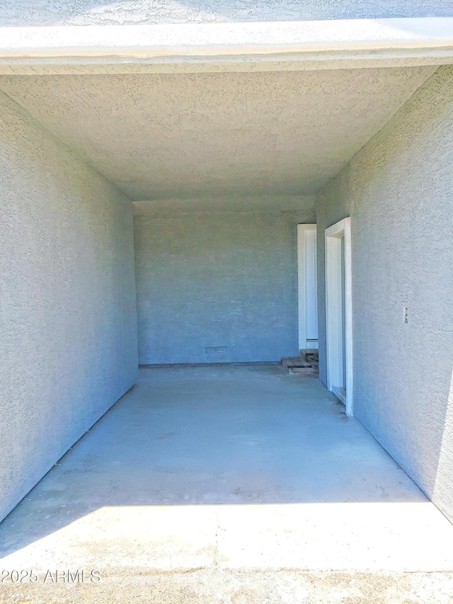 69762 Old Bell Rd, Salome, AZ 85348 - view of hallway