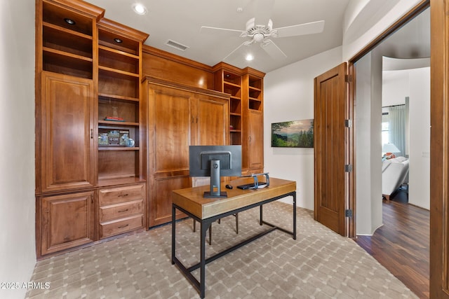 office area with visible vents, a ceiling fan, and recessed lighting