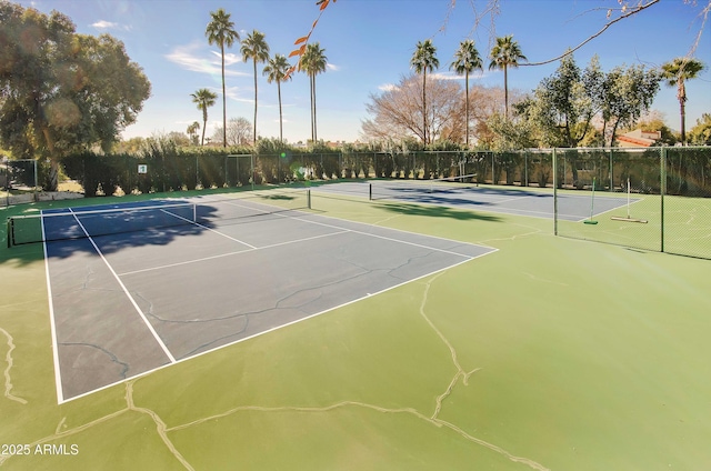 10538 E Gold Dust Cir, Scottsdale, AZ 85258 - view of tennis court featuring community basketball court