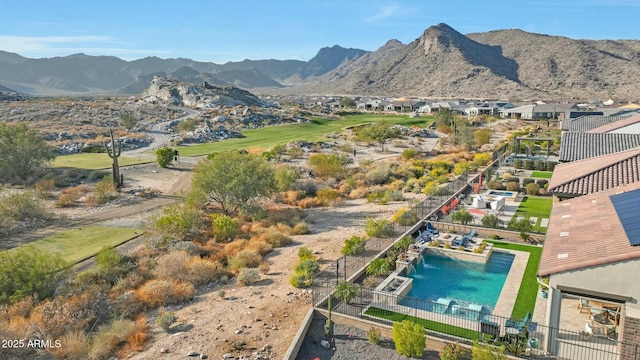 bird's eye view with a mountain view