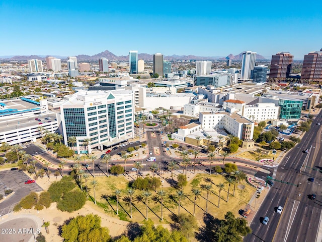 bird's eye view featuring a mountain view