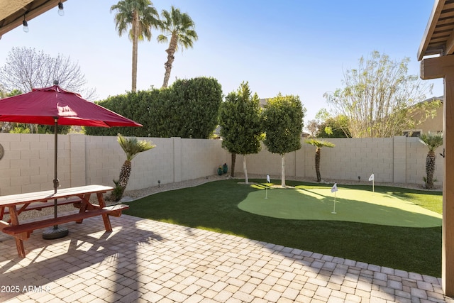 view of yard with a patio area