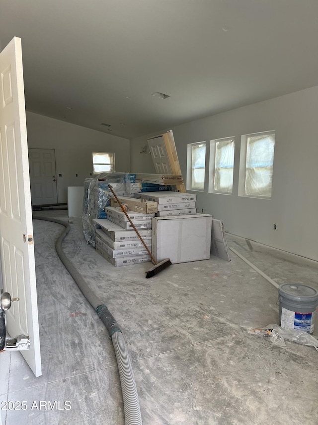 1210 E Garfield St, Phoenix, AZ 85006 - kitchen featuring lofted ceiling