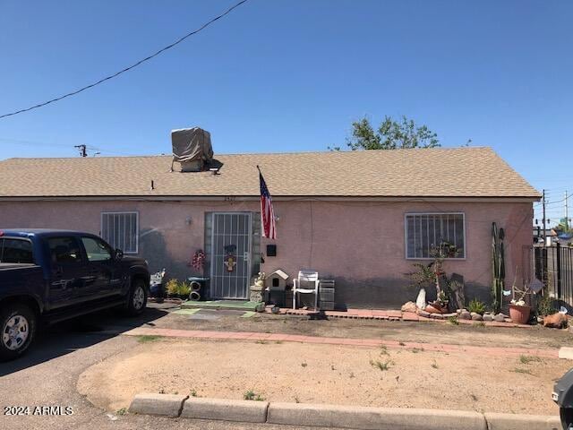 view of front of house