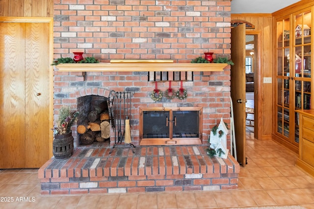 3910 Larson Loop, Forest Lakes, AZ 85931 - detailed view of a brick fireplace and wooden walls