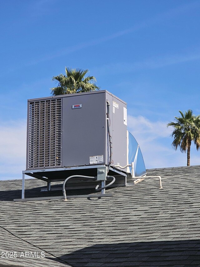 details with cooling unit
