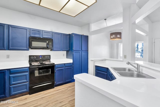 kitchen featuring blue cabinetry, sink, light hardwood / wood-style flooring, and black appliances