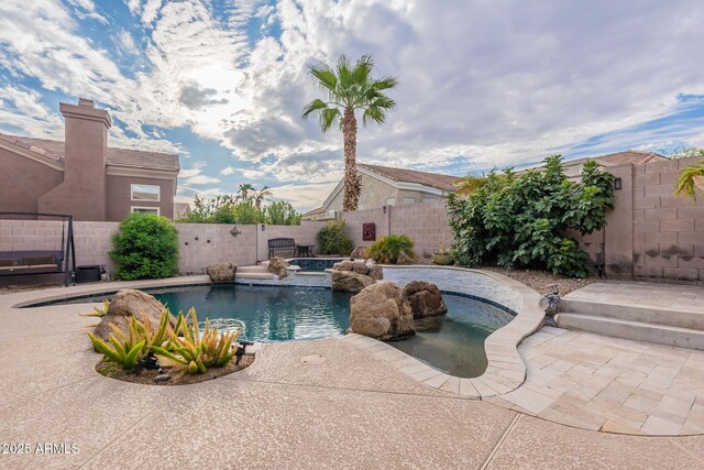 9678 E Voltaire Dr, Scottsdale, AZ 85260 - view of swimming pool featuring a fenced backyard, a patio area, and an in-ground hot tub