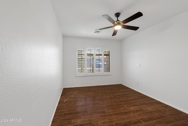 unfurnished room with ceiling fan