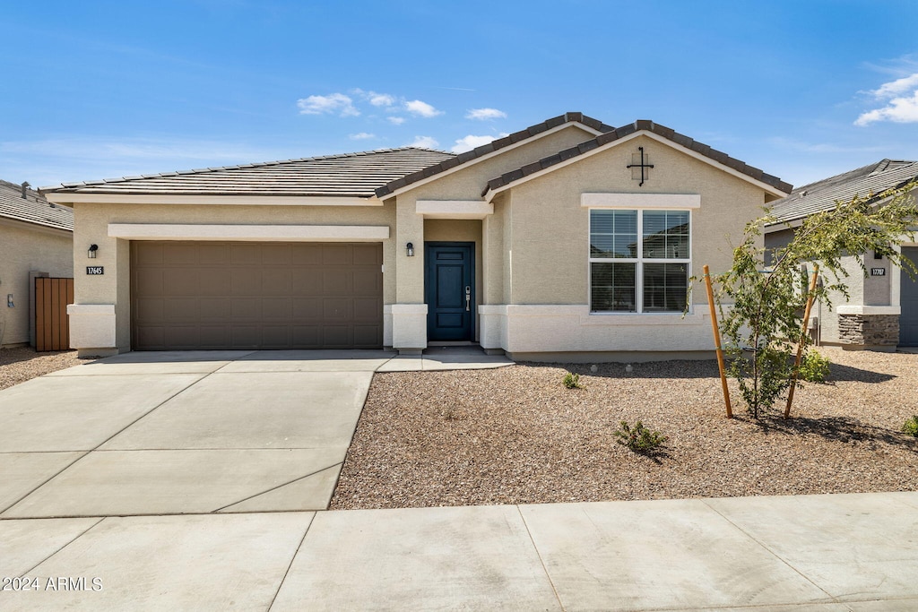 view of front of home with a garage