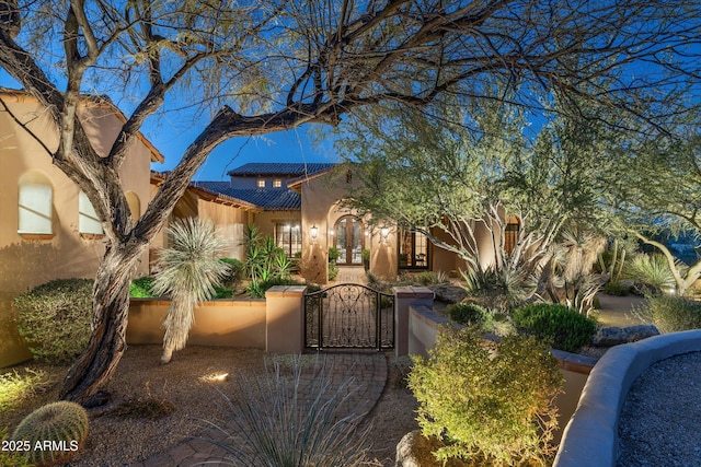 view of mediterranean / spanish-style home