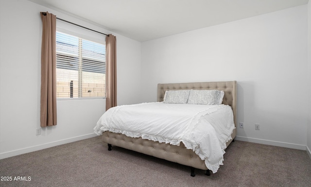 bedroom with carpet flooring