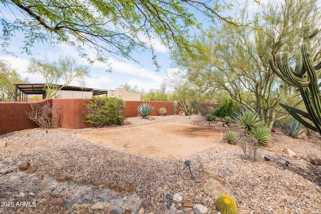 view of yard featuring a fenced backyard and a patio area
