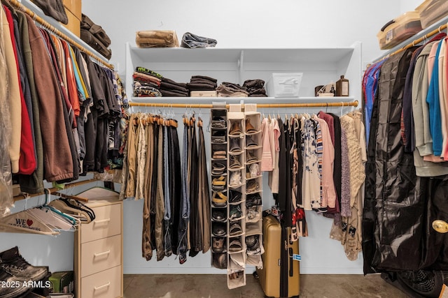 2069 E Winchester Way, Chandler, AZ 85286 - view of walk in closet