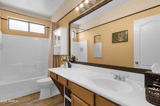 2069 E Winchester Way, Chandler, AZ 85286 - full bath with shower / tub combo with curtain, vanity, and wood finished floors