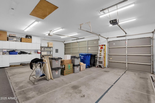 2069 E Winchester Way, Chandler, AZ 85286 - garage featuring a garage door opener