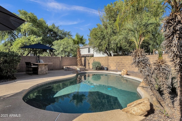 2545 E Harrison Ct, Gilbert, AZ 85295 - view of swimming pool featuring a patio and a fenced backyard