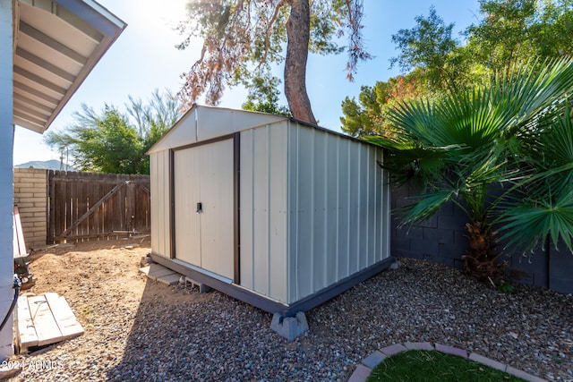 view of outbuilding