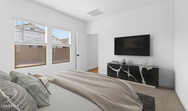 bedroom with carpet flooring