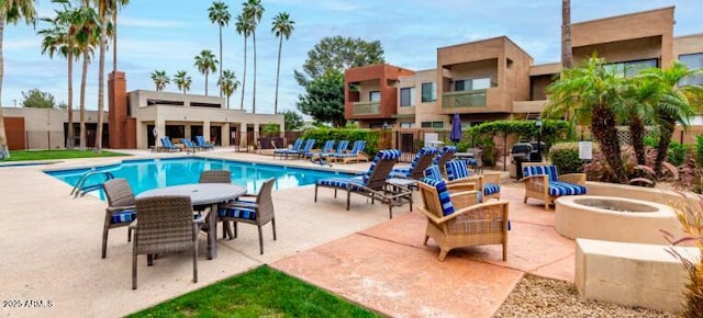 3500 N Hayden Rd Unit 801, Scottsdale, AZ 85251 - community pool featuring a patio