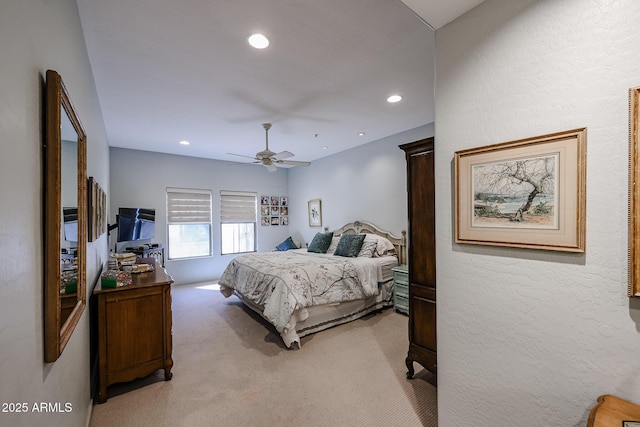 19700 N 76th St Unit 1124, Scottsdale, AZ 85255 - bedroom with a textured wall, recessed lighting, a ceiling fan, and light colored carpet