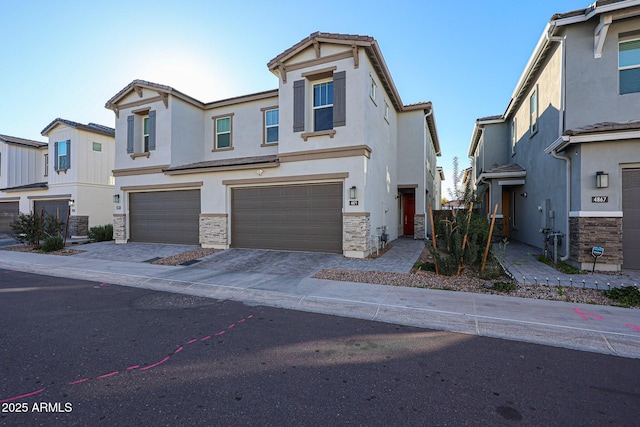 view of front facade featuring a garage