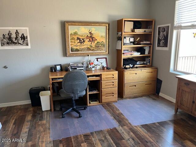 1067 N Jacobs Rd, Saint David, AZ 85630 - office area featuring plenty of natural light and dark wood-style floors