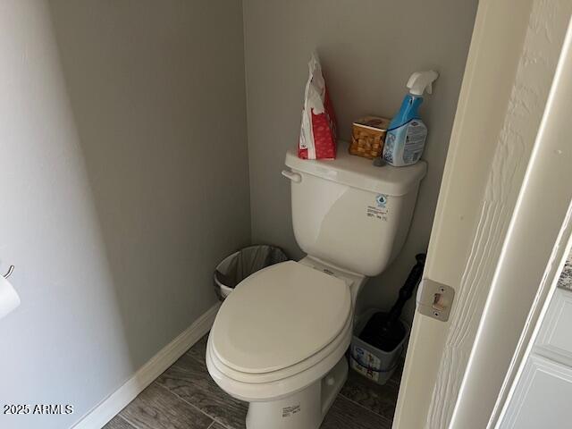 1067 N Jacobs Rd, Saint David, AZ 85630 - bathroom featuring toilet and baseboards