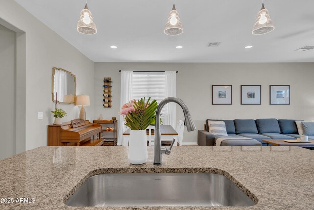 6636 E Via Arroyo Largo, Tucson, AZ 85756